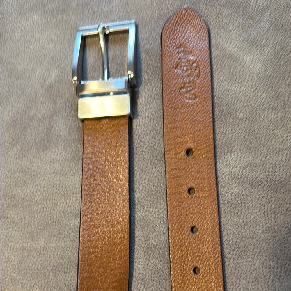 Rawlings Brown and  Black Size 34 Reversible Belt with Silver Buckle - Picture 8 of 9